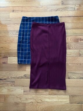 Bundle of 2 Women’s Pull On Pencil Skirts Navy Plaid and Maroon - Large